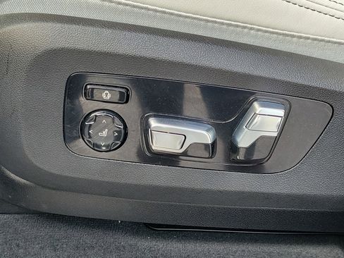 Certified 2024 BMW X5 sDrive40i w/ Climate Comfort Package RWD image 22