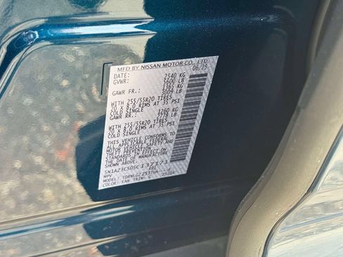 Used 2025 Nissan Murano SL AWD/4WD image 18
