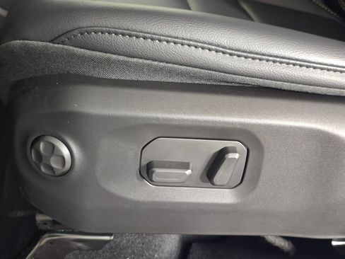 New 2026 Jeep Gladiator Sport AWD/4WD image 37
