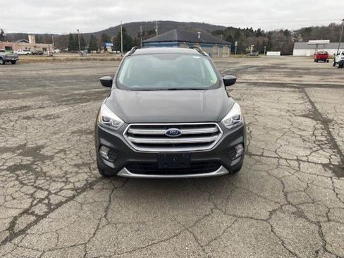 Certified 2017 Ford Escape SE w/ Equipment Group 201A AWD/4WD image 6