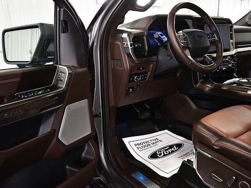 Used 2025 Ford F150 King Ranch AWD/4WD image 19