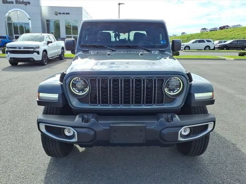 Used 2026 Jeep Gladiator Sport AWD/4WD image 11