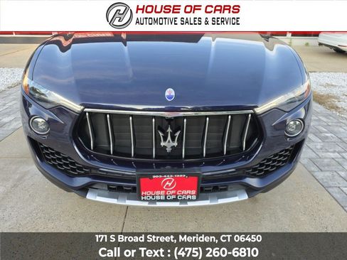 Used 2017 Maserati Levante AWD/4WD image 10