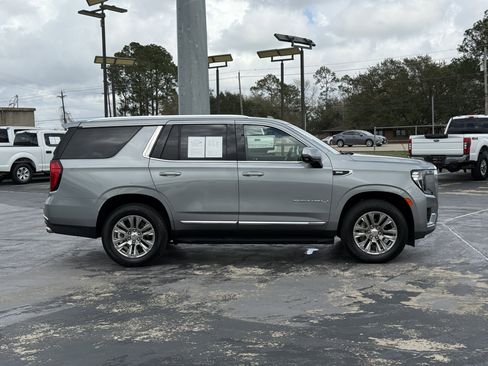 Used 2023 GMC Yukon Denali image 12