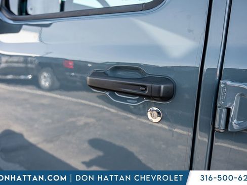 Used 2024 Jeep Wrangler Unlimited image 32