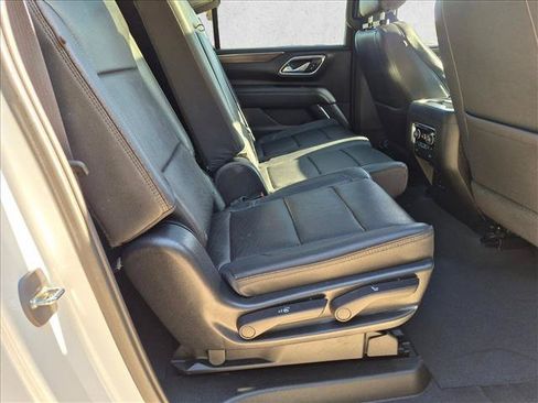 Used 2023 Chevrolet Suburban High Country w/ Premium Package 2 RWD image 22