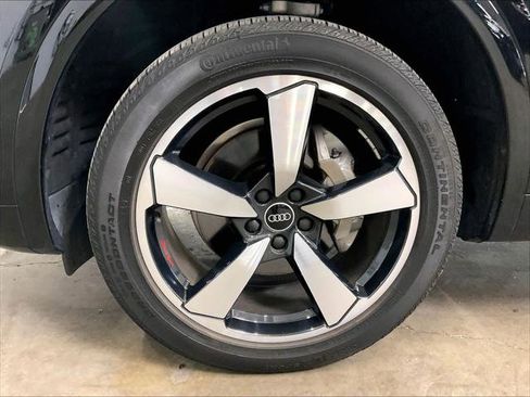 Certified 2023 Audi Q5 2.0T Premium Plus AWD/4WD image 9