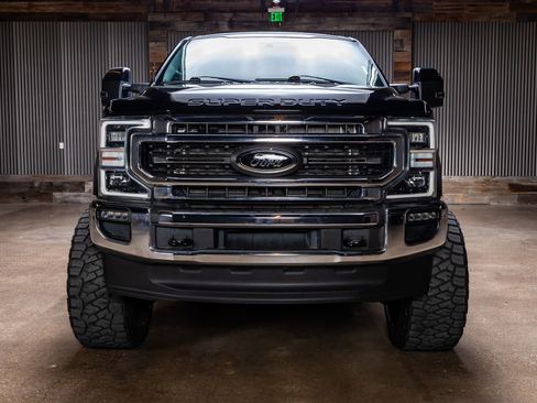 Used 2022 Ford F250 Lariat w/ Lariat Ultimate Package image 2