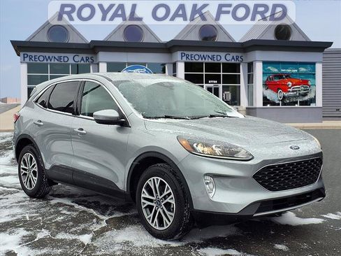 Used 2022 Ford Escape SEL image 1