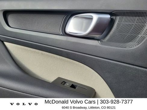 New 2026 Volvo XC40 B5 Ultra w/ Climate Package AWD/4WD image 15
