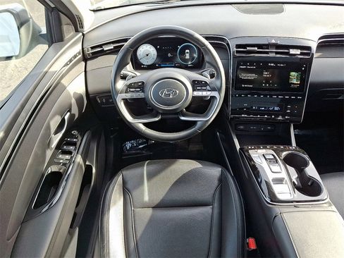 Used 2022 Hyundai Tucson Limited image 11