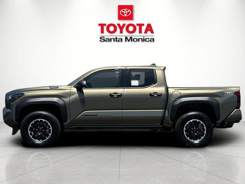New 2025 Toyota Tacoma TRD Off-Road image 7