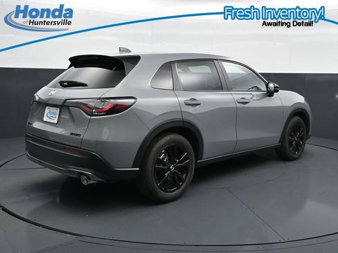 Used 2026 Honda HR-V Sport image 10