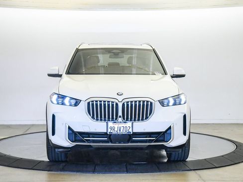 Certified 2024 BMW X5 xDrive40i w/ Parking Assistance Package AWD/4WD image 7
