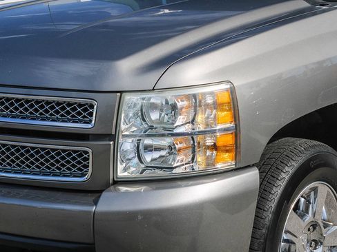 Used 2013 Chevrolet Silverado 1500 LTZ w/ LTZ Plus Package RWD image 9