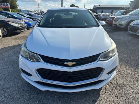 Used 2016 Chevrolet Cruze LS image 2