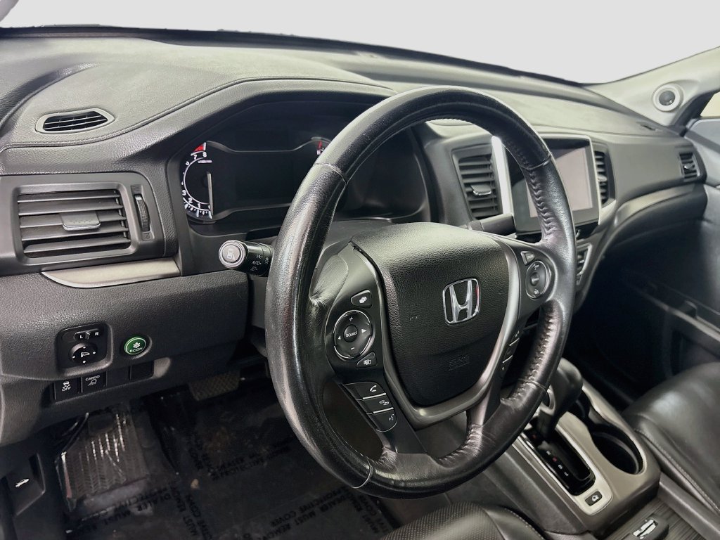 Used 2017 Honda Ridgeline RTL-T image 10