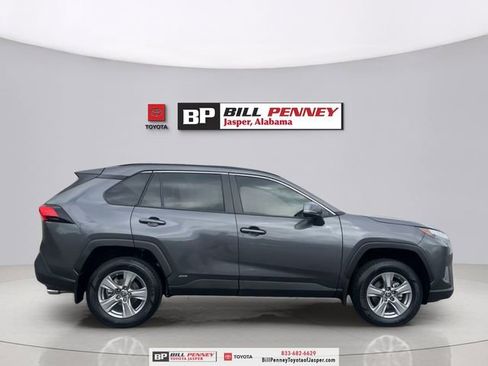 Used 2024 Toyota RAV4 LE image 6