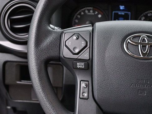 Used 2019 Toyota Tacoma SR w/ SR Convenience Package AWD/4WD image 16