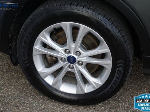 Used 2017 Ford Escape SE AWD/4WD image 14