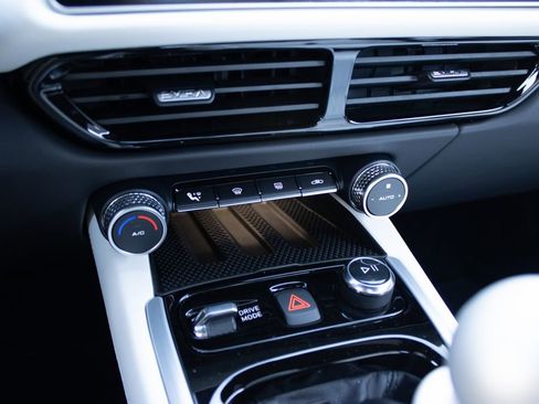 New 2025 Lotus Emira image 13