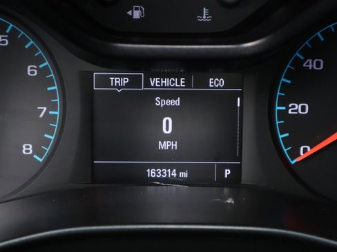 Used 2017 Chevrolet Colorado W/T RWD image 3
