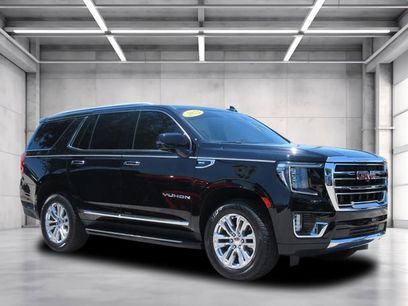 Used 2022 GMC Yukon SLT w/ SLT Luxury Package