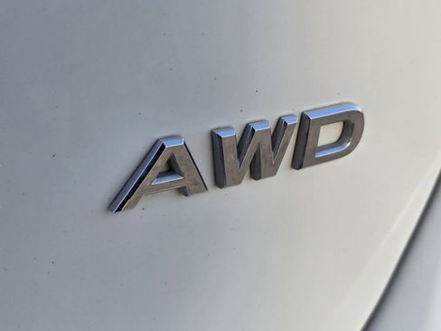 Used 2019 Nissan Rogue Sport S image 24