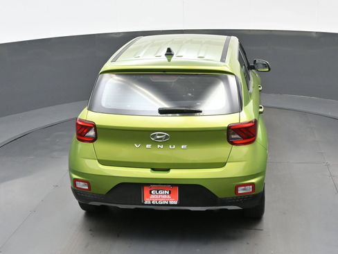 Used 2020 Hyundai Venue SE image 30