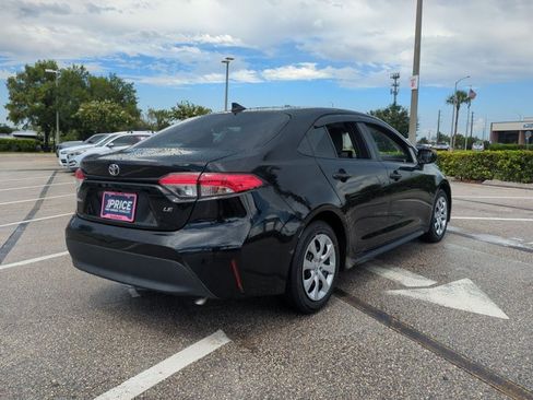 Certified 2023 Toyota Corolla LE FWD image 5