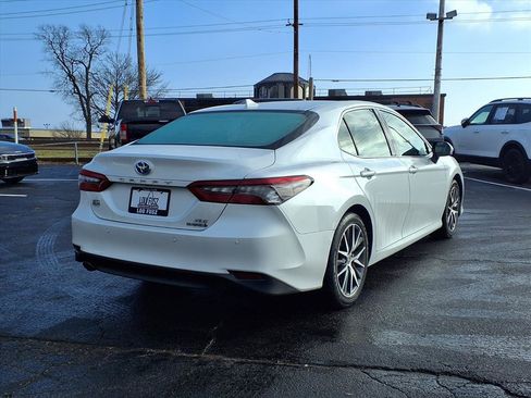 Used 2022 Toyota Camry XLE image 30