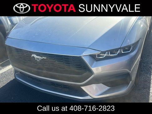 Used 2024 Ford Mustang Coupe RWD image 1