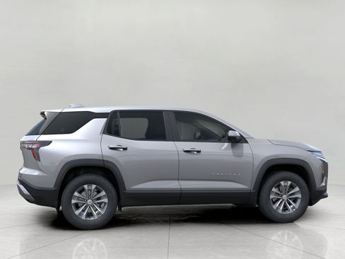 New 2026 Chevrolet Equinox LT w/ Safety and Technology Package FWD image 5