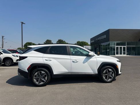 Certified 2025 Hyundai Tucson SEL AWD/4WD image 7