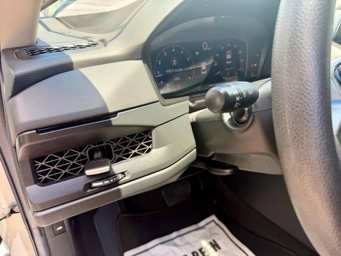 Used 2024 Honda Accord EX image 31