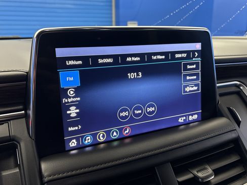 Used 2021 Chevrolet Tahoe High Country image 19