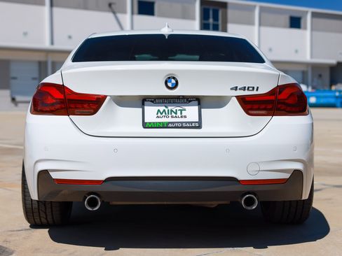 Used 2019 BMW 440i Coupe w/ M Sport Package image 12