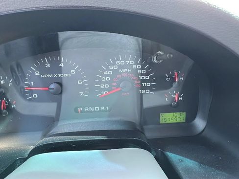 Used 2006 Ford F150 XLT AWD/4WD image 11