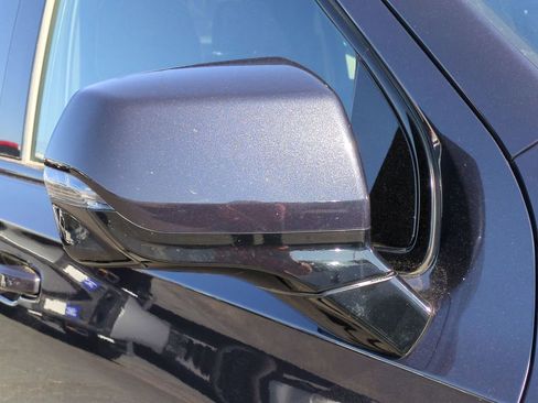 Used 2024 GMC Yukon XL AT4 w/ AT4 Premium Plus Package image 14