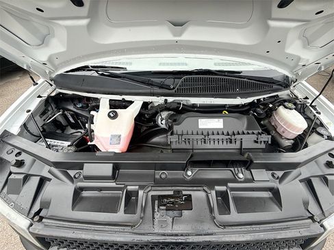 Used 2022 Chevrolet Express 2500 w/ Driver Convenience Package image 26