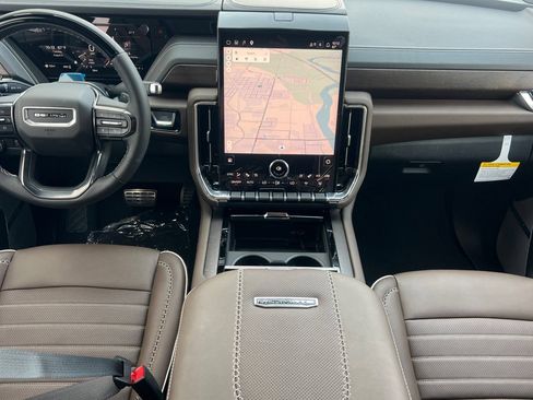 New 2026 GMC Yukon Denali Ultimate AWD/4WD image 10