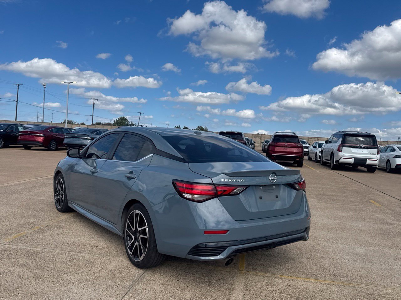 Certified 2024 Nissan Sentra SR FWD image 17