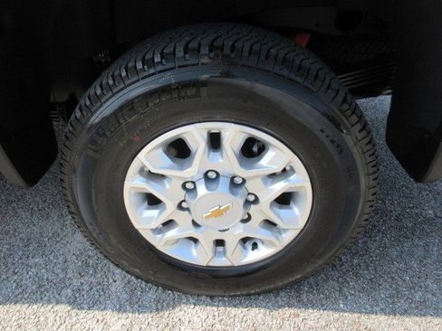 New 2025 Chevrolet Silverado 2500 LT image 11