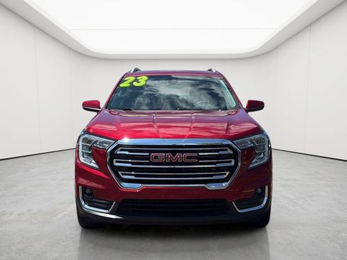 Used 2023 GMC Terrain SLT AWD/4WD image 2