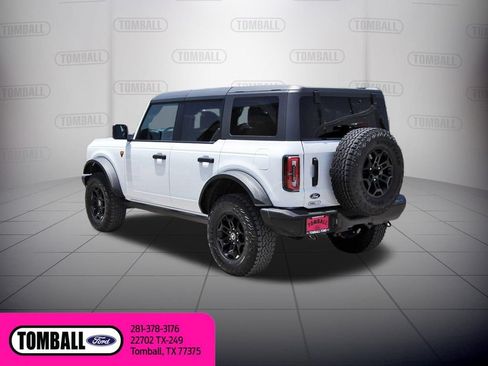 Certified 2026 Ford Bronco Badlands AWD/4WD image 6