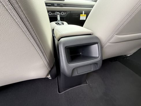 New 2026 Honda HR-V EX-L image 31