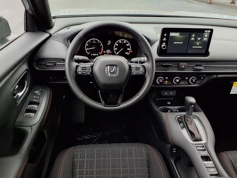 New 2026 Honda HR-V Sport image 16