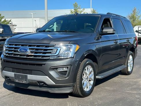 Used 2021 Ford Expedition XLT AWD/4WD image 3