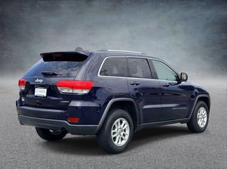 Used 2018 Jeep Grand Cherokee Laredo AWD/4WD video 2