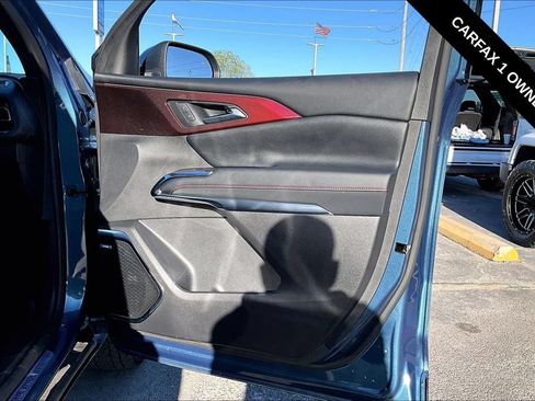 Used 2026 Chevrolet Traverse RS w/ LPO, Floor Liner Package AWD/4WD image 28